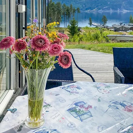 3 Bedroom Beautiful In *
